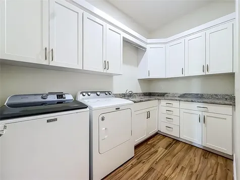 838 SW Kings Bay Drive Crystal River FL 34429