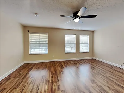 589 Errol Parkway Apopka FL 32712