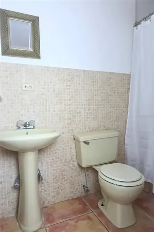 632-5 Ave. San Patricio Guaynabo PR 00968