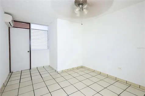 632-5 Ave. San Patricio Guaynabo PR 00968