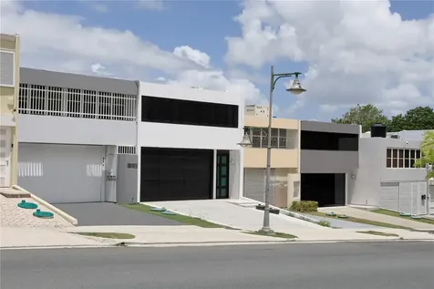 632-5 Ave. San Patricio Guaynabo PR 00968