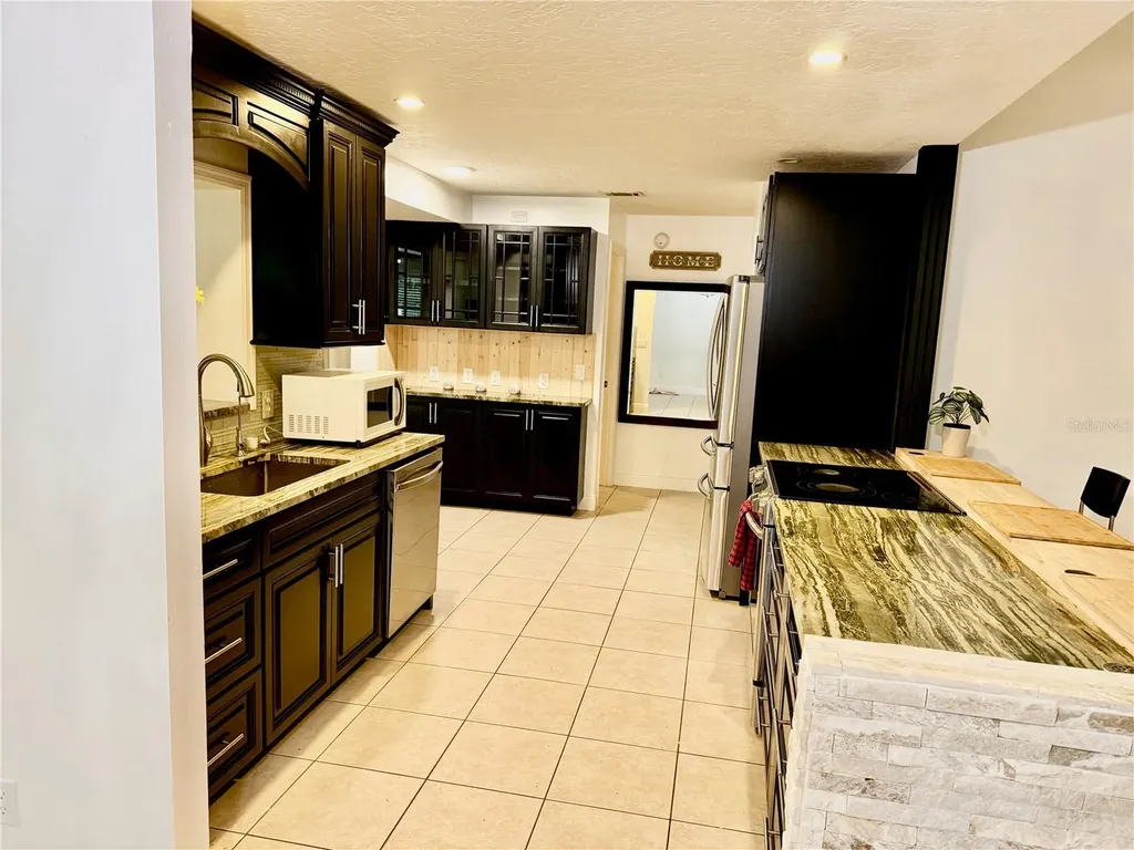 1805 Exmore Avenue Deltona FL 32725