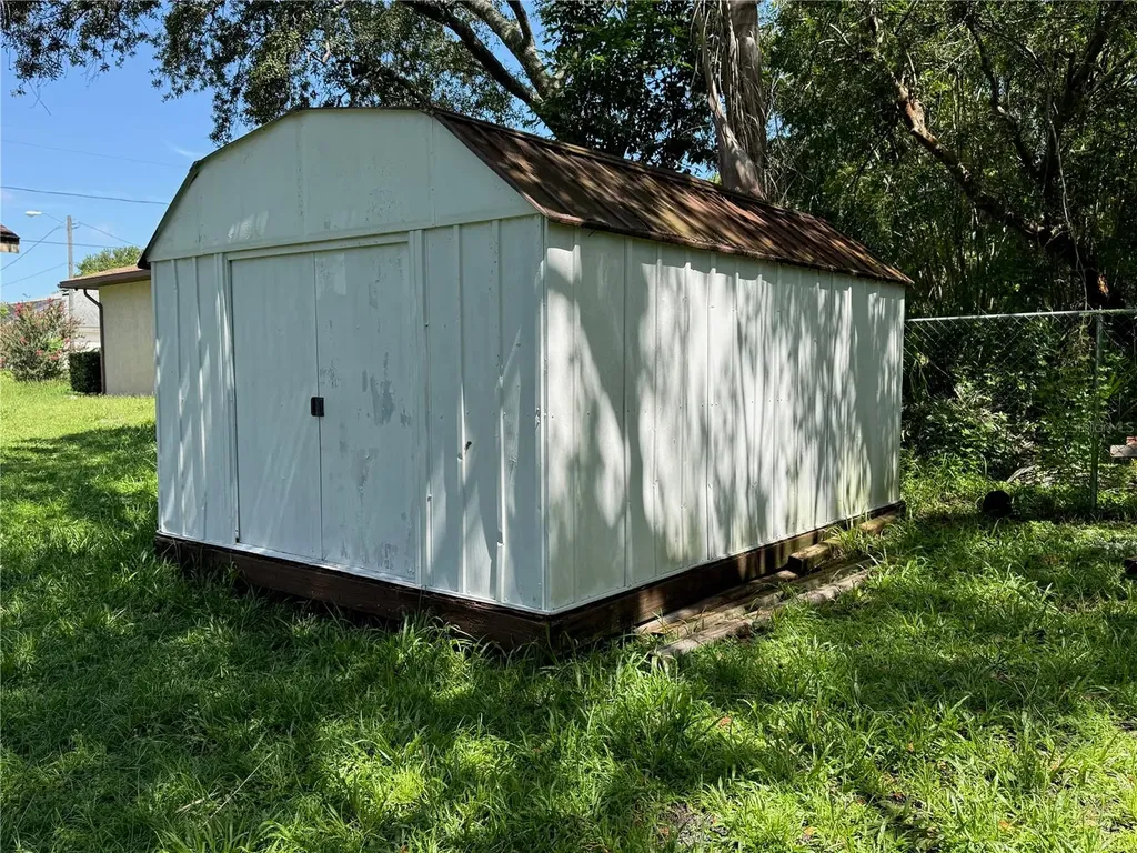 1805 Exmore Avenue Deltona FL 32725
