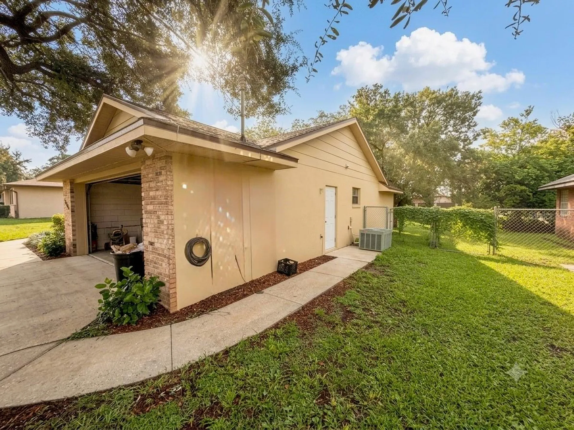 1805 Exmore Avenue Deltona FL 32725