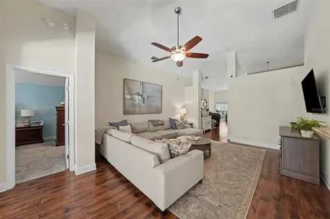 10617 Weybridge Drive Tampa FL 33626