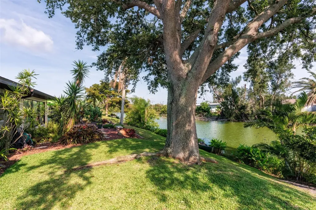 2360 Bal Harbour Drive Venice FL 34293