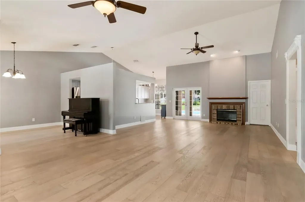 2608 Berryvine Place Valrico FL 33596
