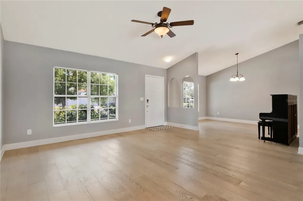 2608 Berryvine Place Valrico FL 33596