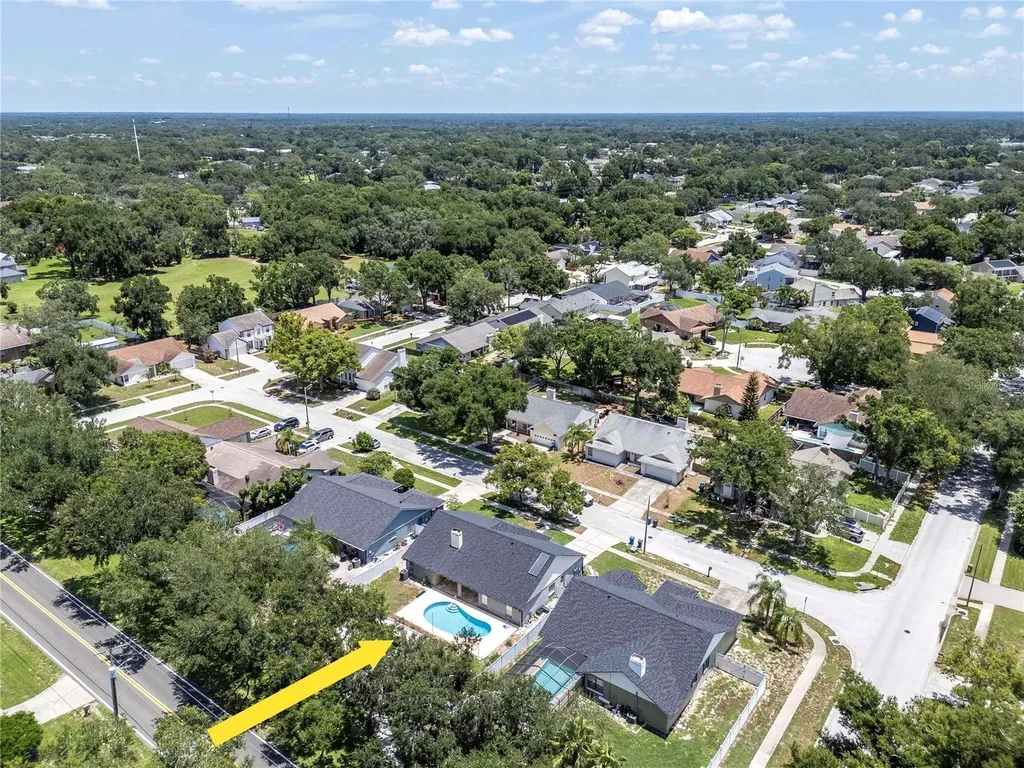 2608 Berryvine Place Valrico FL 33596