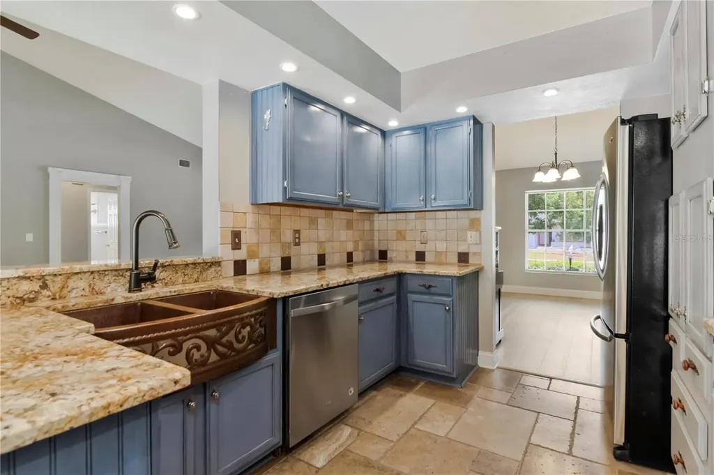 2608 Berryvine Place Valrico FL 33596