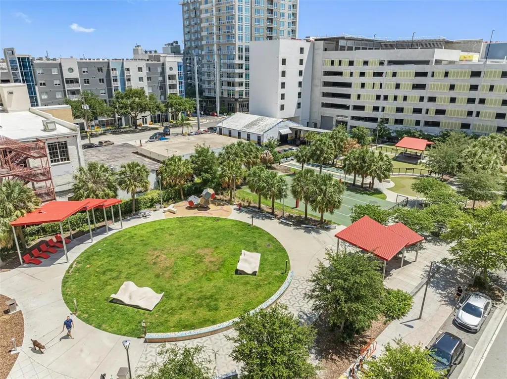 1120 E Kennedy Boulevard Tampa FL 33602