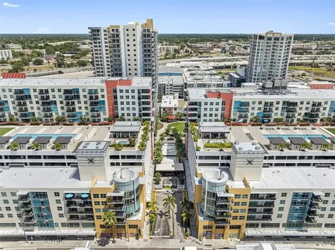 1120 E Kennedy Boulevard Tampa FL 33602
