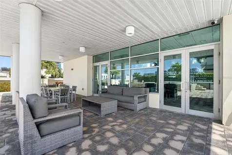 1120 E Kennedy Boulevard Tampa FL 33602