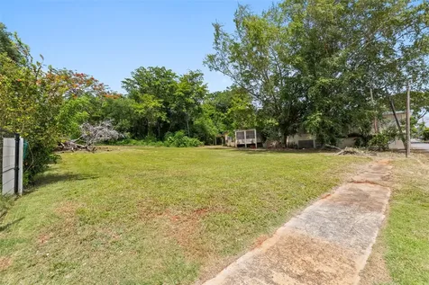 1 Villa Lydia Avenue Zamora Aguadilla PR 00603