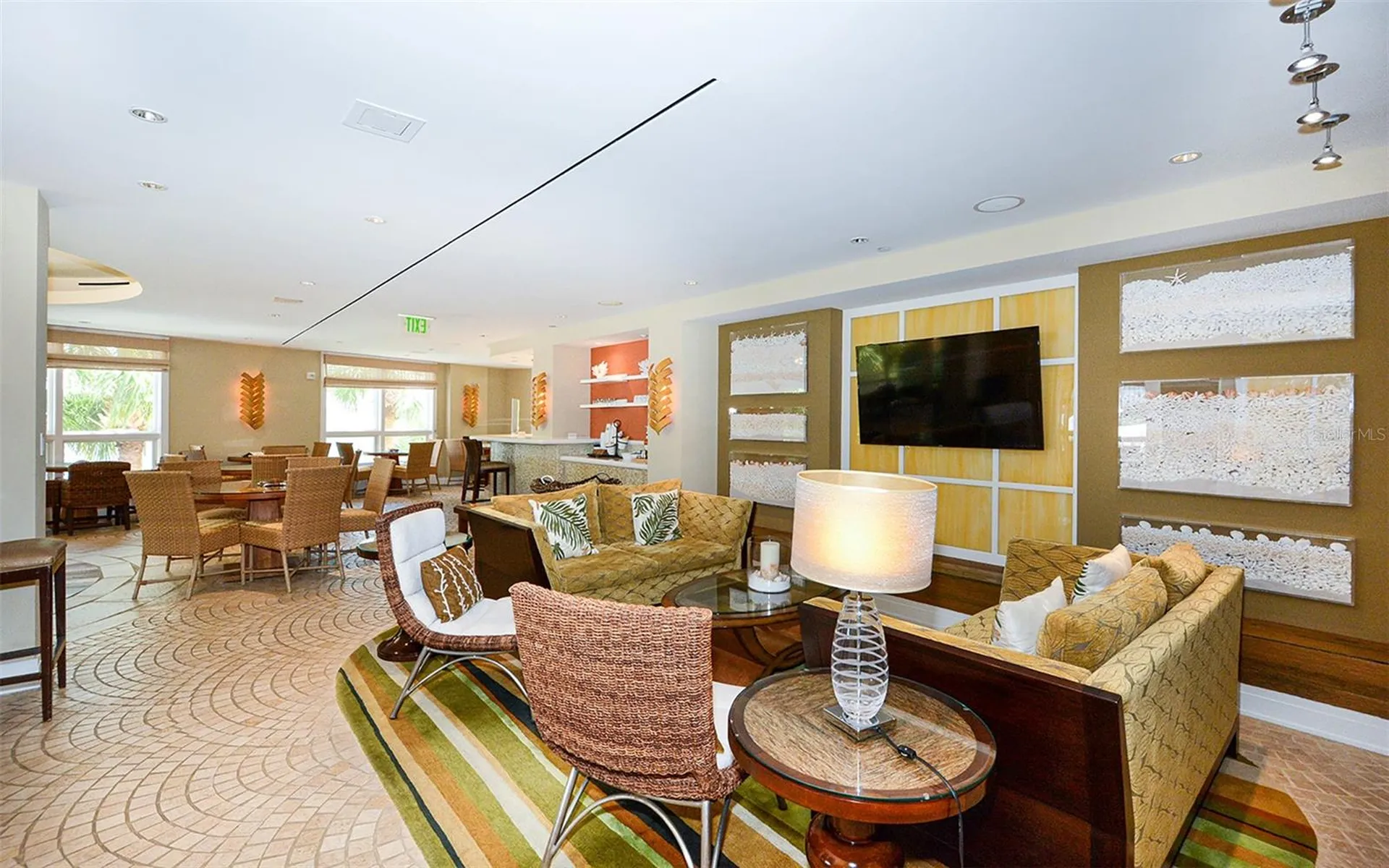 915 Seaside Drive Sarasota FL 34242