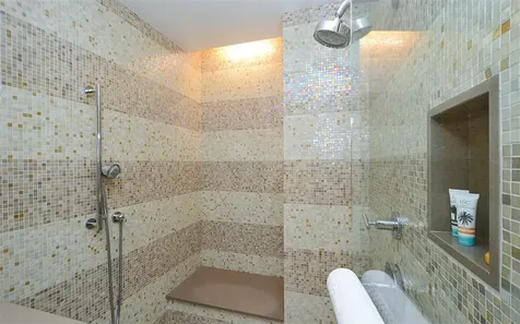 915 Seaside Drive Sarasota FL 34242