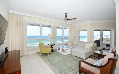915 Seaside Drive Sarasota FL 34242