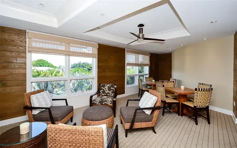 915 Seaside Drive Sarasota FL 34242