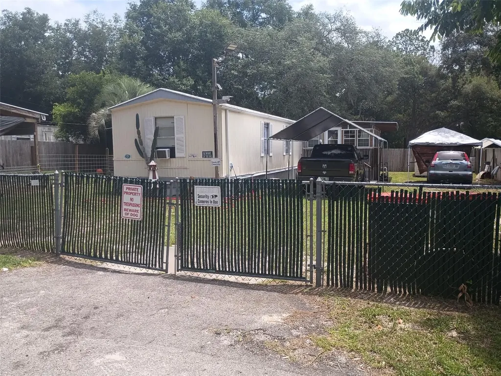 711 SE 129th Court Silver Springs FL 34488