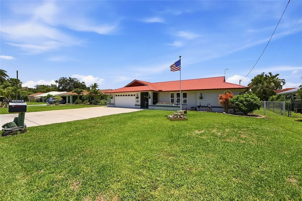 7219 Reymoor Drive North Fort Myers FL 33917