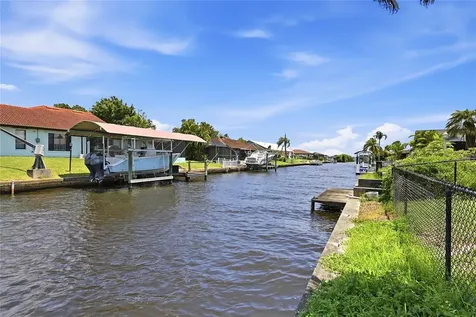 7219 Reymoor Drive North Fort Myers FL 33917