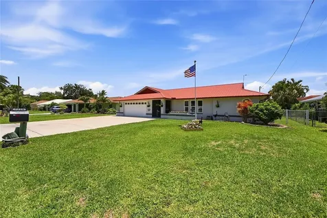 7219 Reymoor Drive North Fort Myers FL 33917