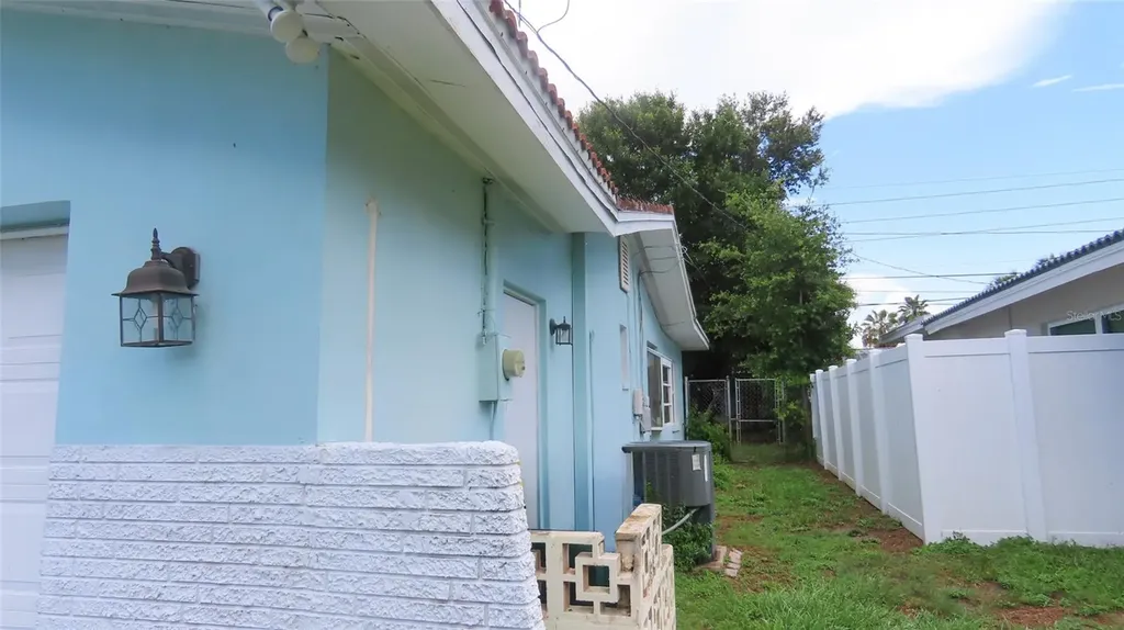 2459 Rutland Lane Clearwater FL 33763