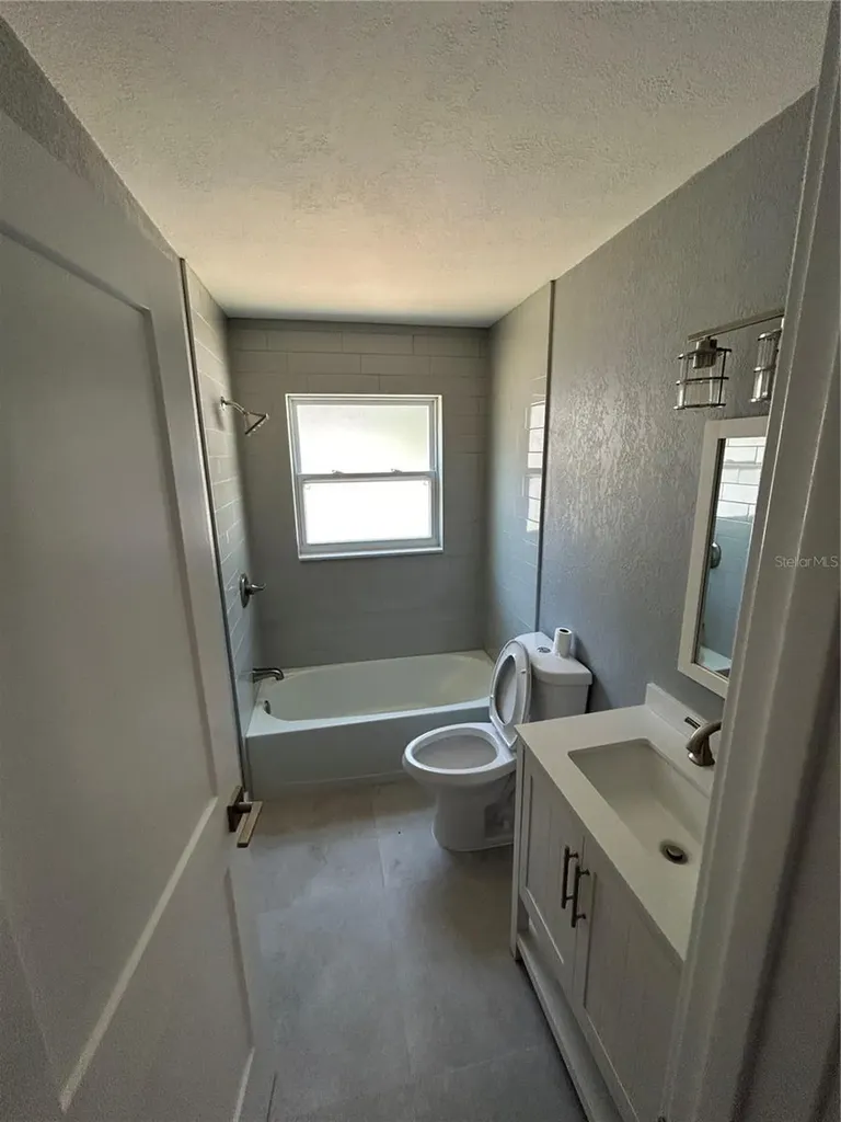 5708 27 Th Avenue S Gulfport FL 33707