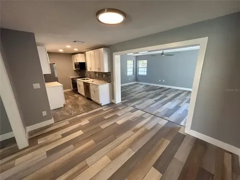 5708 27 Th Avenue S Gulfport FL 33707