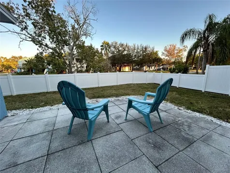 5702 27th Avenue S Gulfport FL 33707