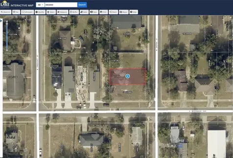 216 N Exeter Street Eustis FL 32726