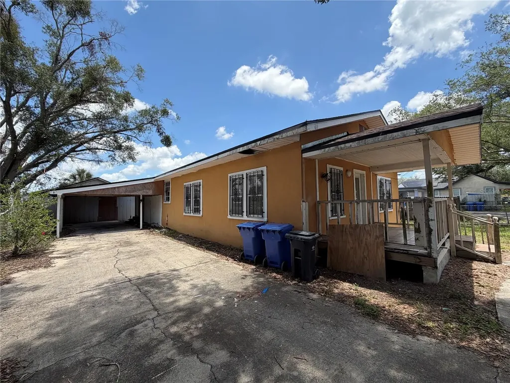 5714 16th Avenue S Tampa FL 33619