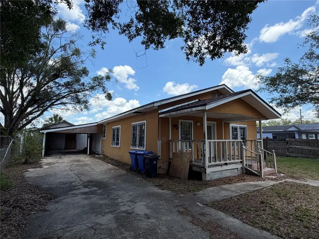 5714 16th Avenue S Tampa FL 33619
