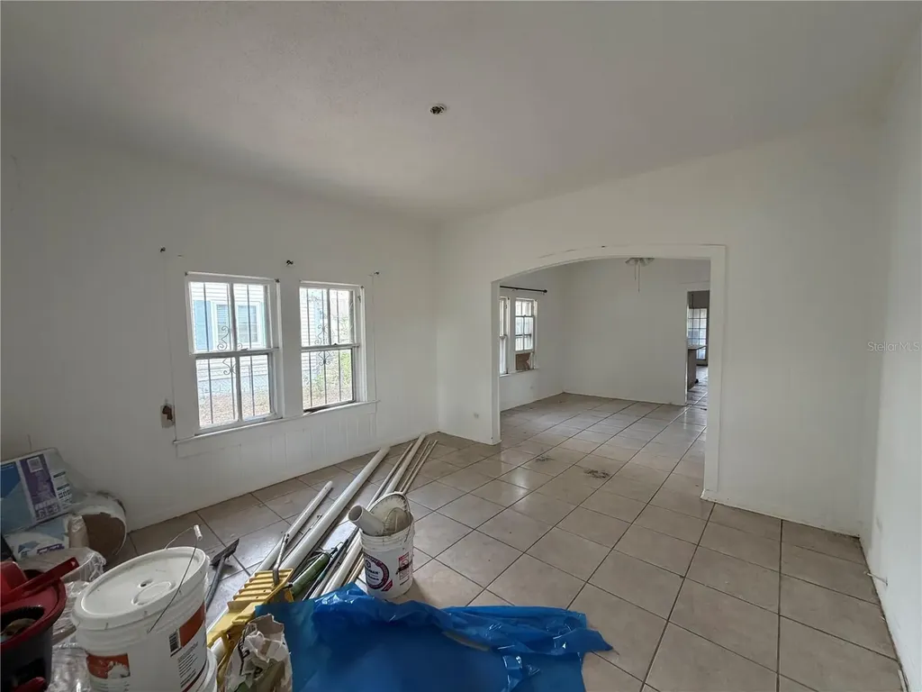 5714 16th Avenue S Tampa FL 33619