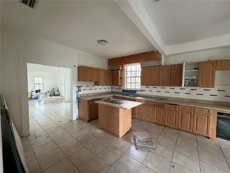 5714 16th Avenue S Tampa FL 33619