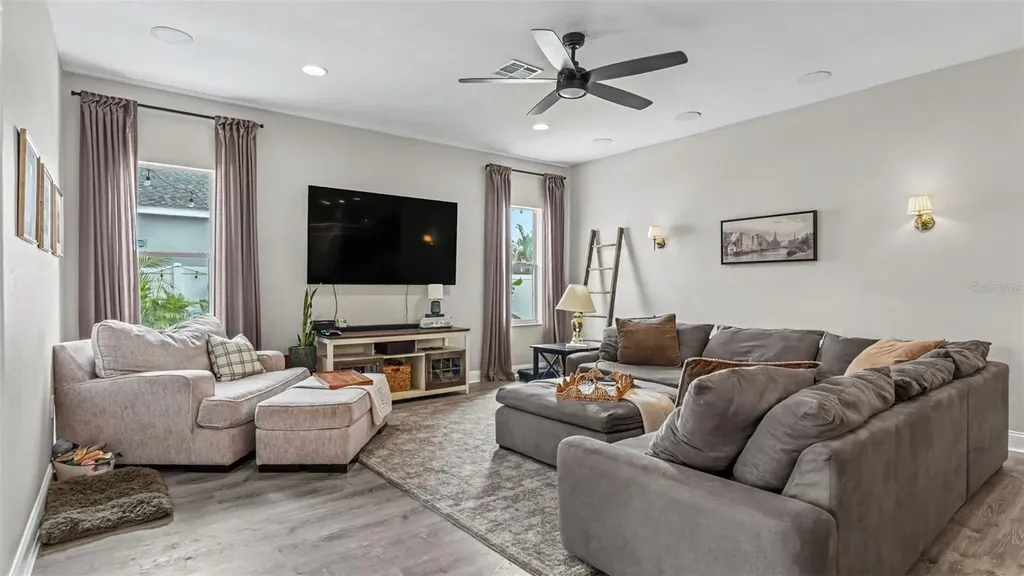 3580 Marsh Wren Street Lakeland FL 33811