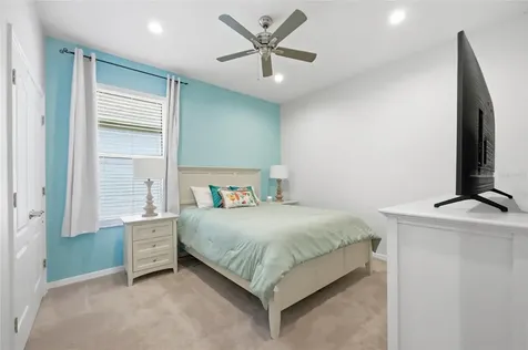 3661 Crescent Park Boulevard Orlando FL 32812