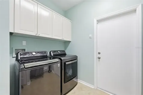3661 Crescent Park Boulevard Orlando FL 32812