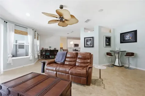 3661 Crescent Park Boulevard Orlando FL 32812