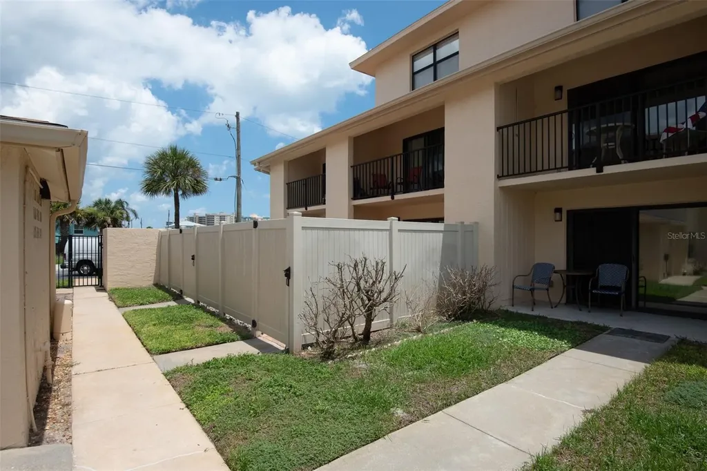 100 Grant Avenue Daytona Beach Shores FL 32118
