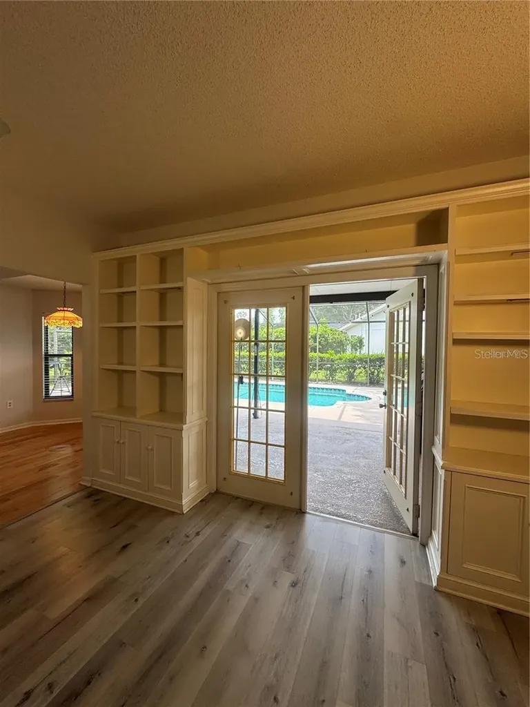 6077 Marella Drive Sarasota FL 34243