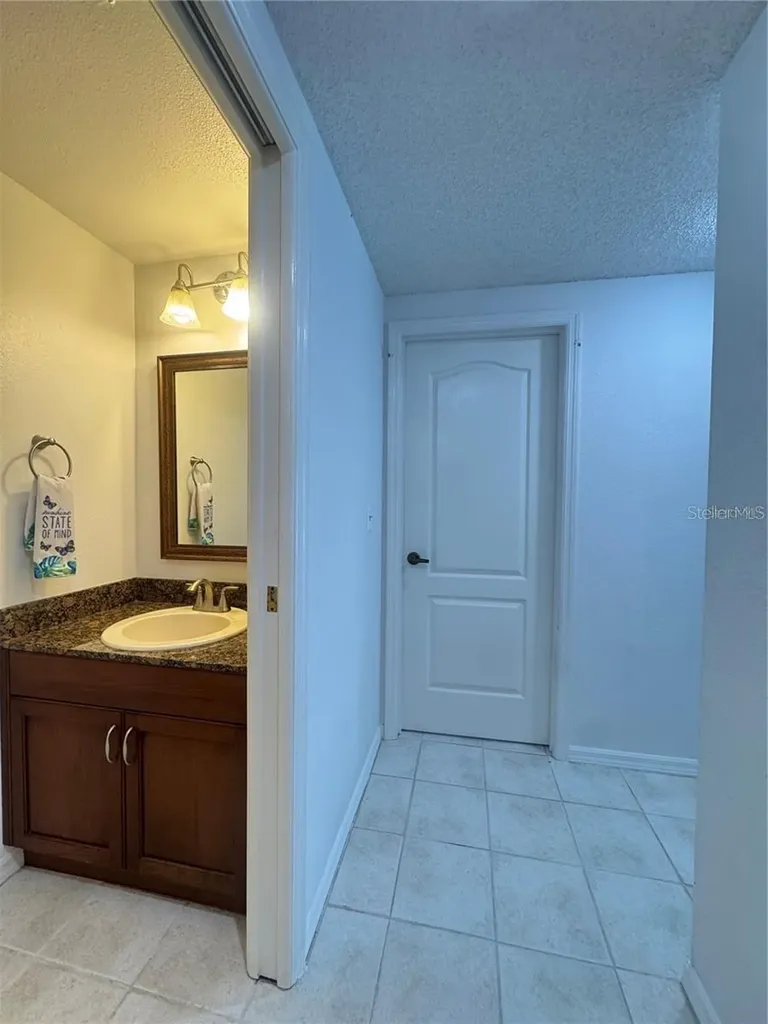 6077 Marella Drive Sarasota FL 34243
