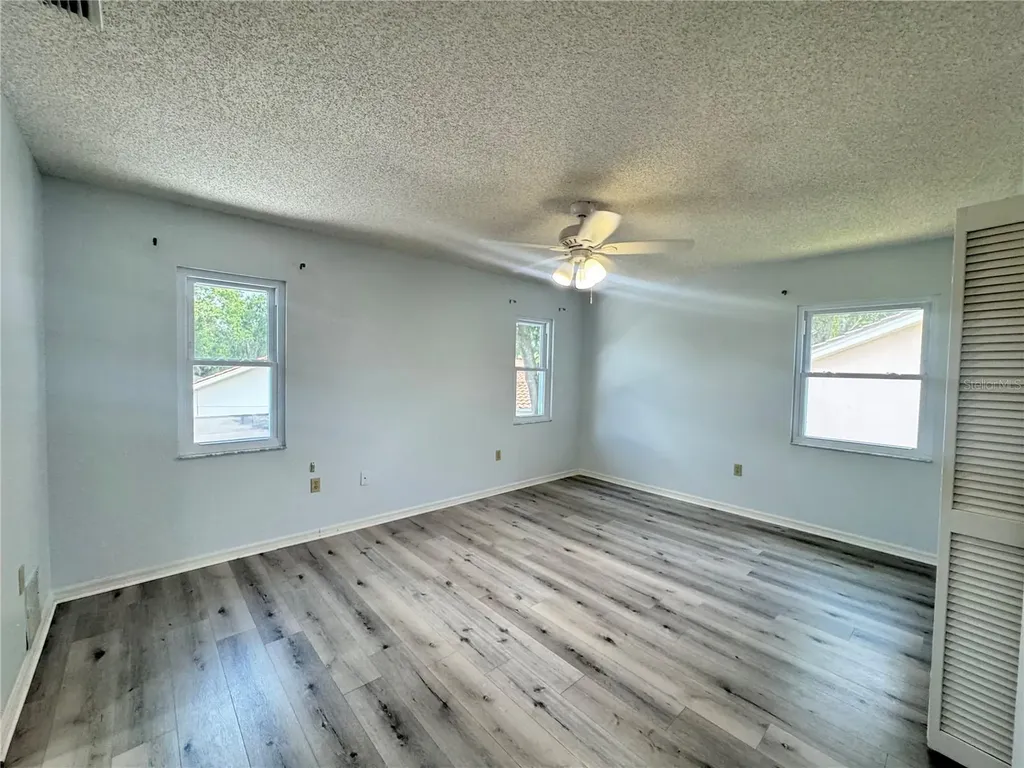 6077 Marella Drive Sarasota FL 34243