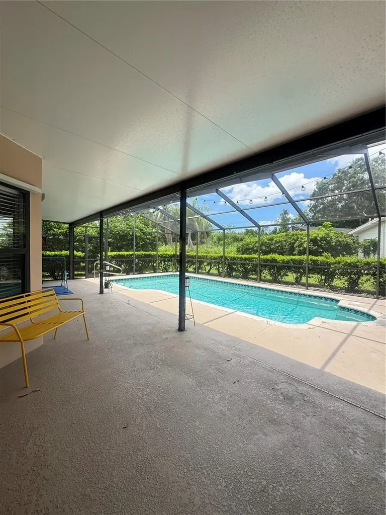 6077 Marella Drive Sarasota FL 34243