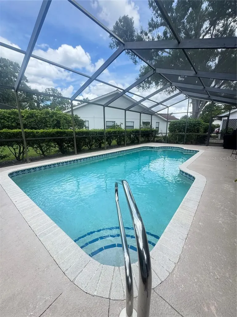 6077 Marella Drive Sarasota FL 34243