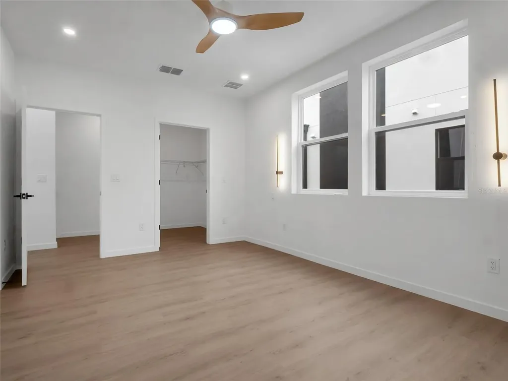 2114 4th Street S St Petersburg FL 33705