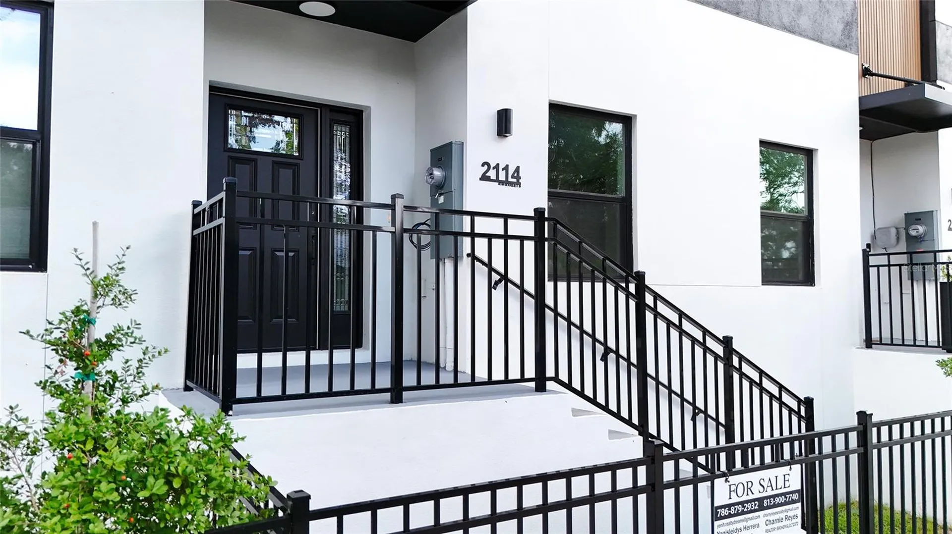 2114 4th Street S St Petersburg FL 33705