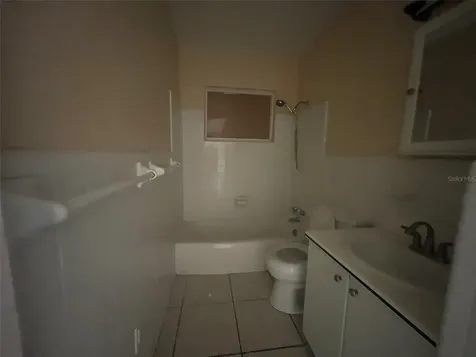 3305 13th Avenue W Bradenton FL 34205