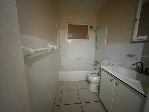 3305 13th Avenue W Bradenton FL 34205