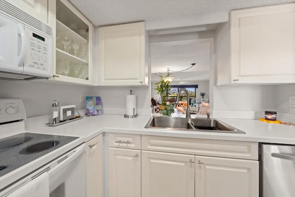 3111 Pass A Grille Way St Petersburg FL 33706